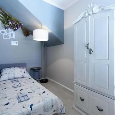 Holiday Floreat - Four Bedroom Holiday With Pool And Terrace Apartman *